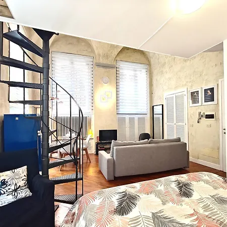 Loft Deluxe Dante House