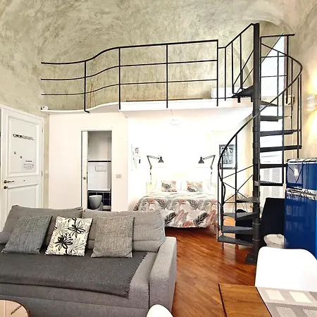 Chic Mamma Deluxe Loft Apartment *