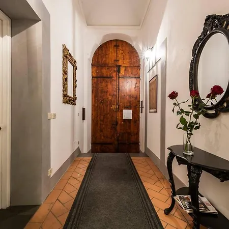 Chic Mamma Deluxe Loft Apartment
