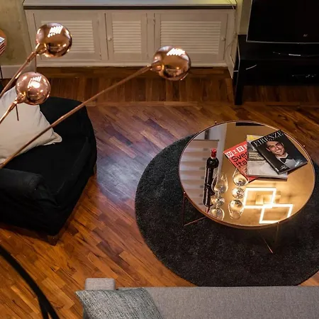 Chic Mamma Deluxe Loft